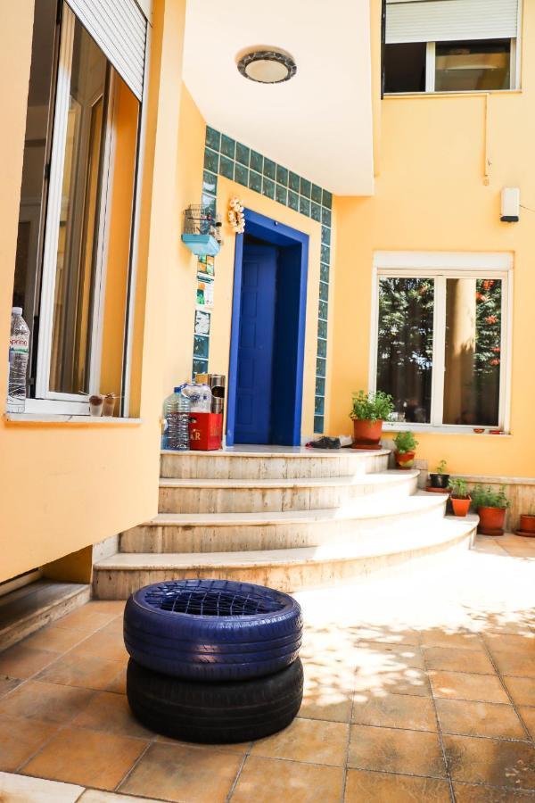 Blue Door Hostel Tirana Zewnętrze zdjęcie