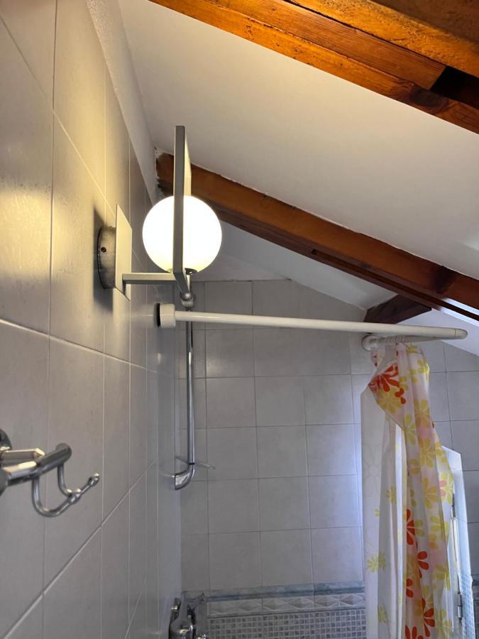 Blue Door Hostel Tirana Zewnętrze zdjęcie