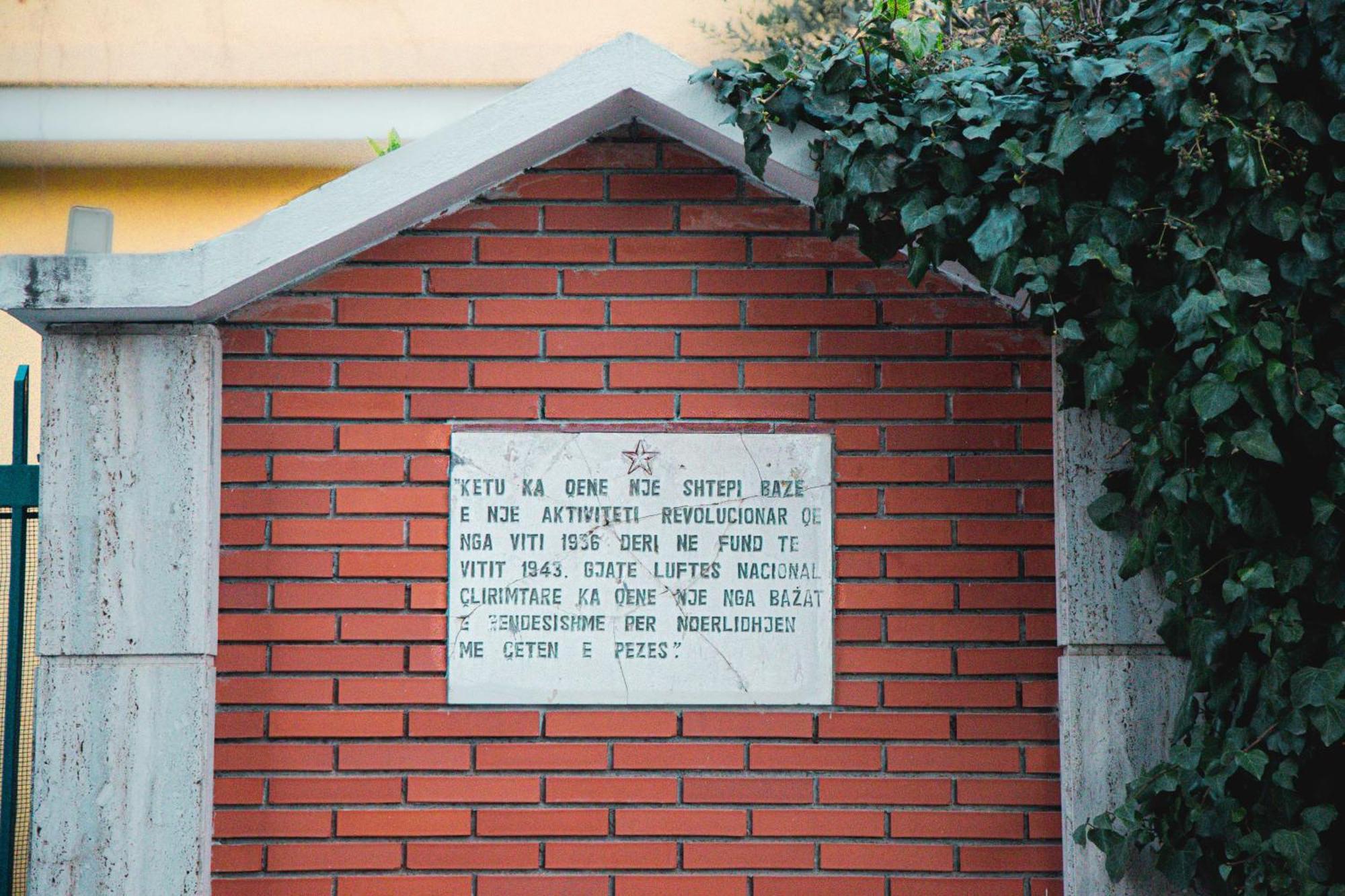 Blue Door Hostel Tirana Zewnętrze zdjęcie